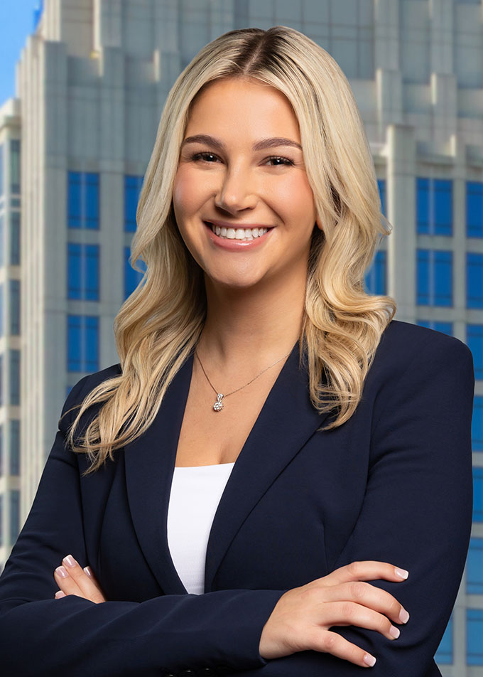 Sydni Komroff